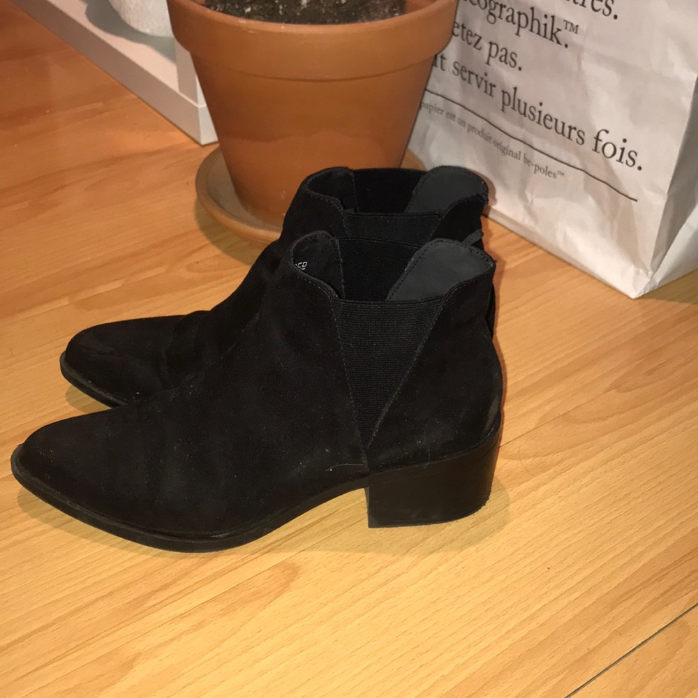 boots - Picture 2 of 2
